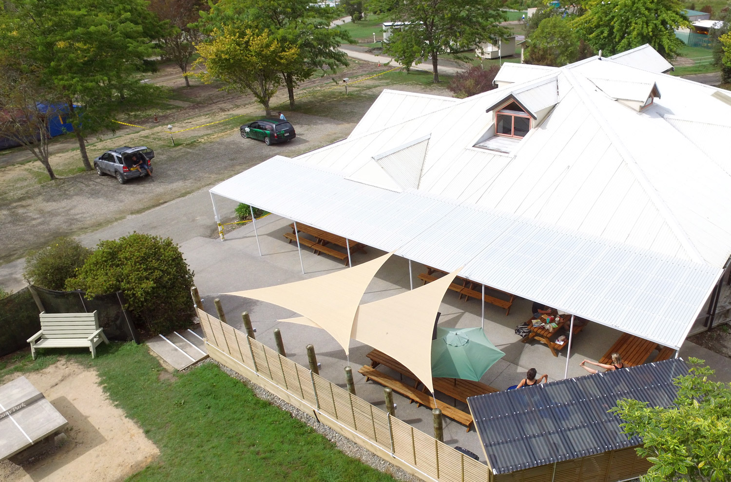 BBQ-and-sails-higher